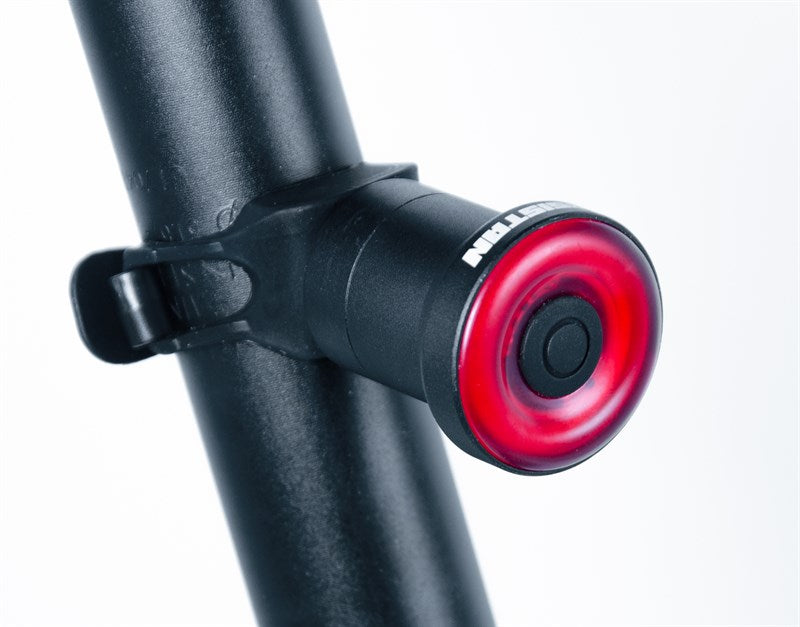 Asistan Parla R600+ Usb Şarjlı Arka Stop Lambası