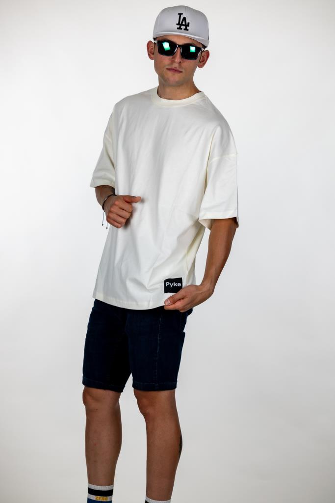 Beyaz Pyke Oversize Tişört