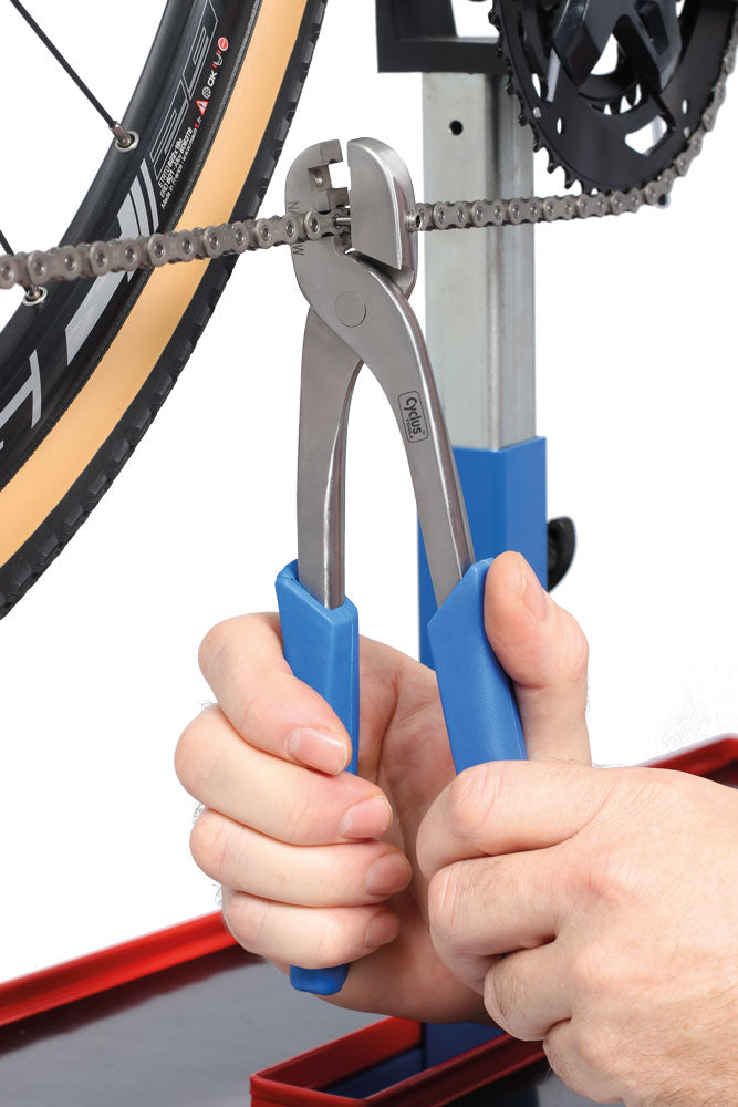 Cyclus Tools Chain Pin Removal and Installation Tool Compatible with All Chains 720339