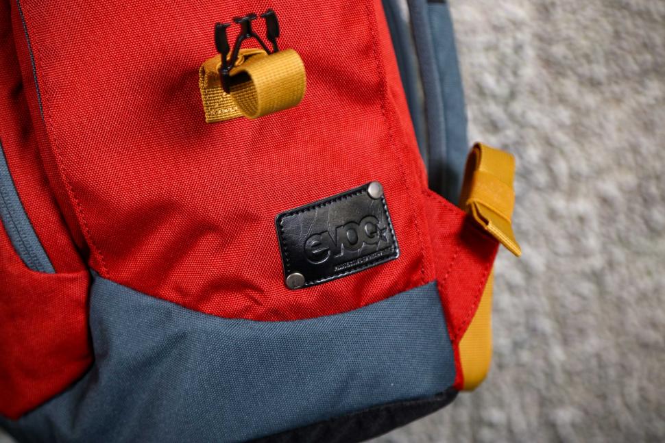 Рюкзак Evoc Mission 22 Красный