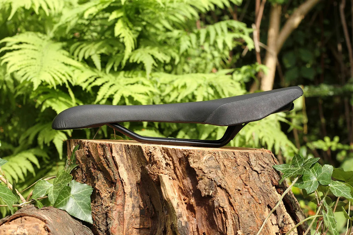 Physics Luna X5-R Bicycle Saddle 70C7SXS019604 RM22110328