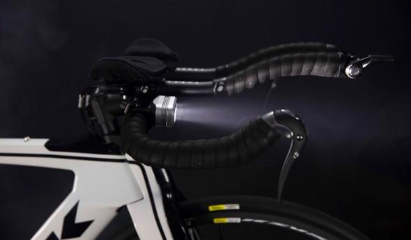 KNOG BLINDER ROAD 250 ПЕРЕДНИЙ ФОНАРЬ С ЗАРЯЖКОЙ USB