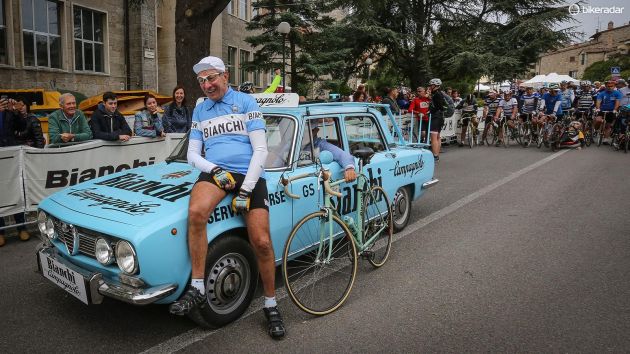 Koleksiyonluk Santini Retro Bianchi Bisiklet Forması PE942PLBIANC