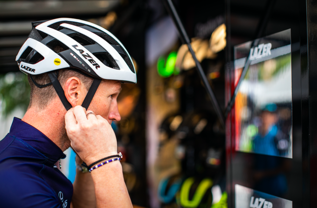 Lazer Genesis CE Bisiklet Kaskı