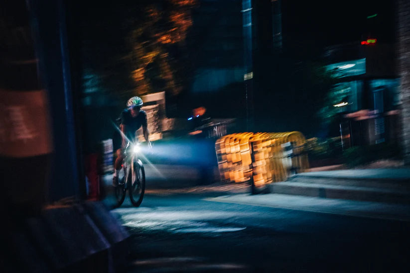 Moon Titan Max 1700 Lümen Usb Şarjlı Ön Aydınlatma