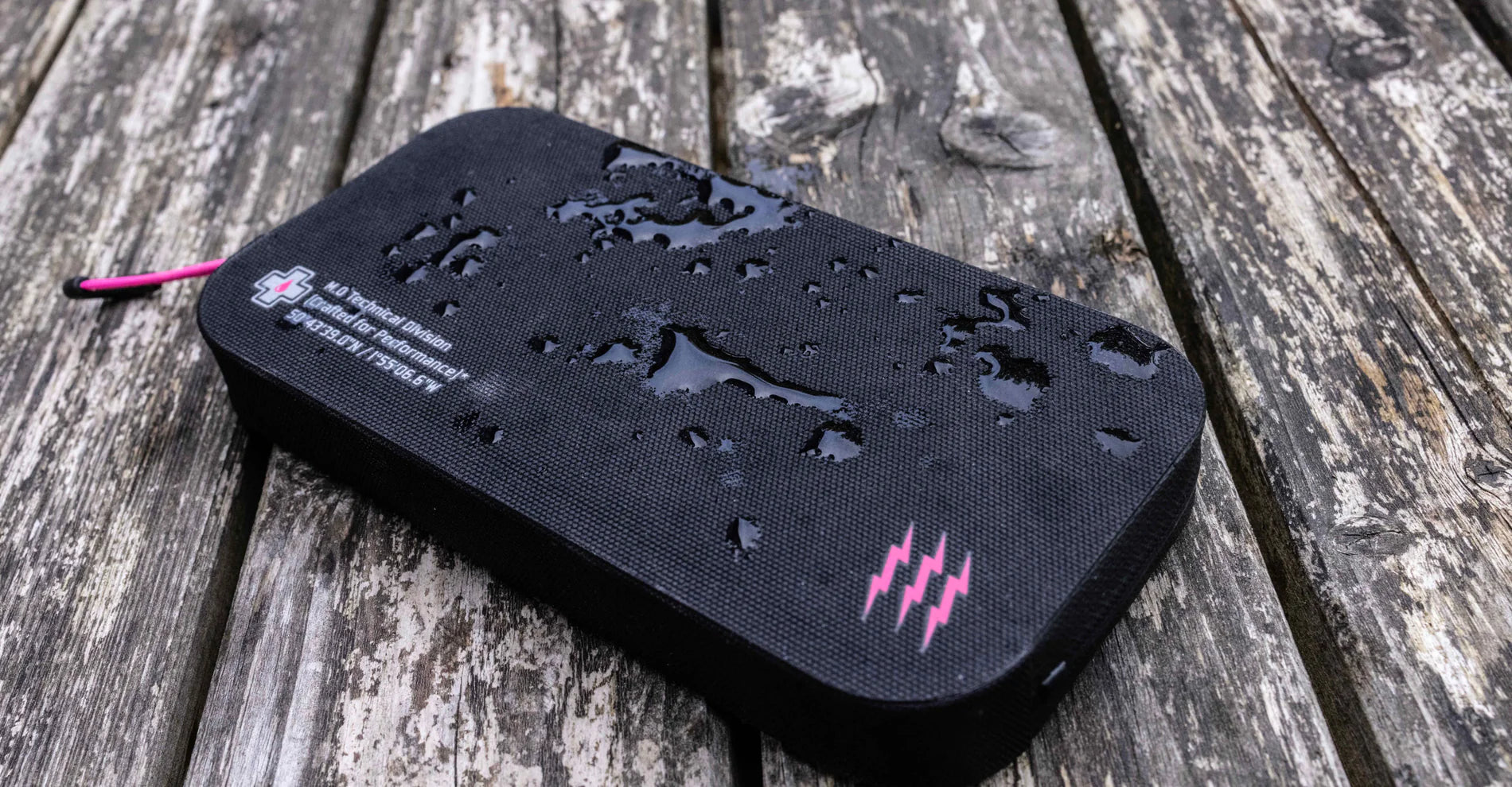 Muc-Off Waterproof Essentials Case Su Geçirmez Cüzdan