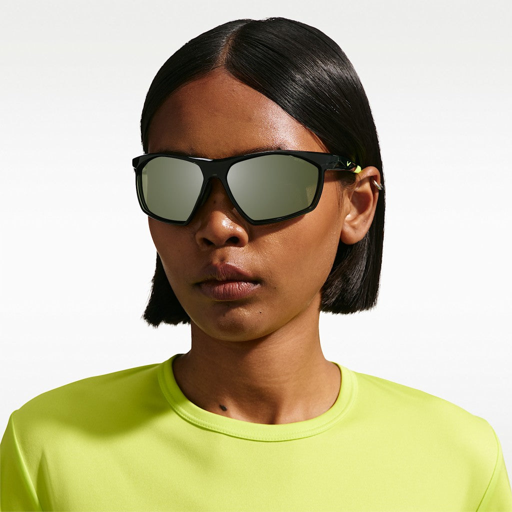 Nike WindTrack Heat Güneş Gözlüğü IQ7245X-355 Green Sequoia