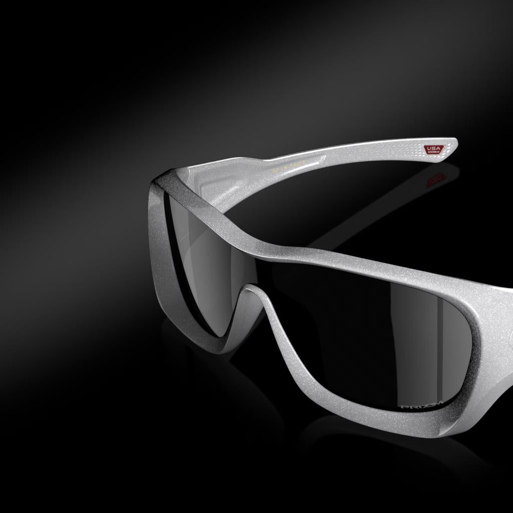 Солнцезащитные очки Oakley DE LA SALLE 949302 Pearl White Prizm Black