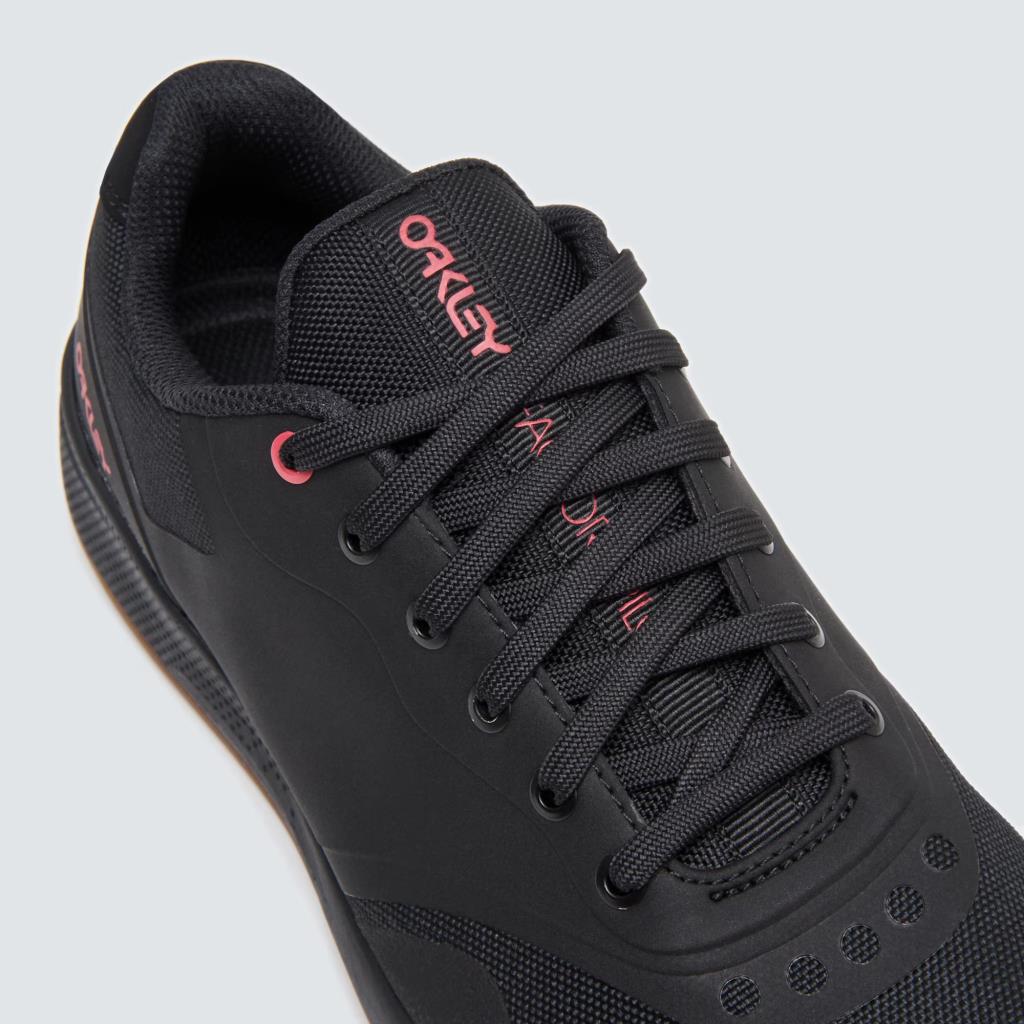 Oakley Drift RC MTB Bisiklet Ayakkabısı FOF100431 02E Blackout