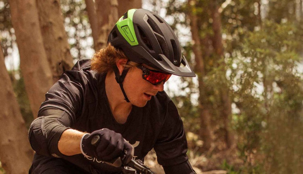 Oakley DRT3 Trail Mips Ionic+ Bisiklet Kaskı Matte Black Matte White FOS900633 9UY Large 58-61cm - Görsel 12