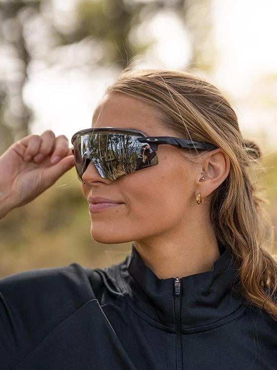 Oakley Encoder Strike Vented Sunglasses Matte Gray Smoke Prizm Road Black