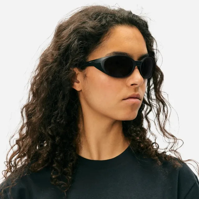 Oakley EYEJACKET REDUX Güneş Gözlüğü 943801 Matte Black Prizm Grey 58 Ekartman