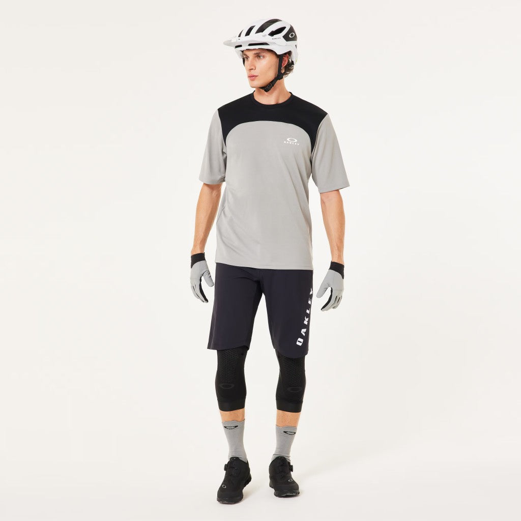 Oakley Free Ride Short Bisiklet Şortu FOA406094 02E Blackout