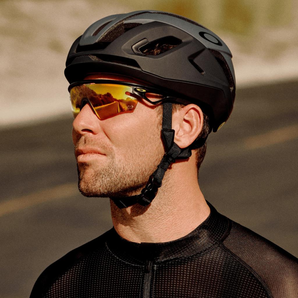 Oakley Sphaera Slash Tour De France Özel Seri Polarize Güneş Gözlüğü 949908 TDF Matte Black Ink Prizm 24K Polarized