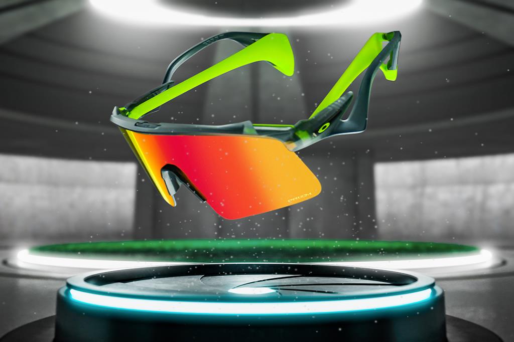 Солнцезащитные очки Oakley Stunt Wing 951903, матовые, песочно-чёрные, призматические