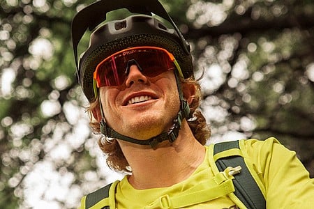 Oakley Sutro Lite Sweep Bisiklet Güneş Gözlüğü Orange Prizm Trail Torch
