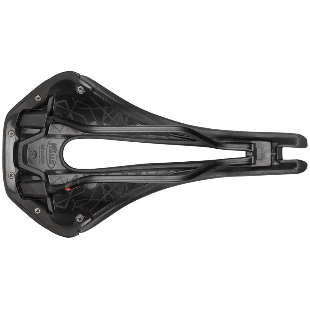 Selle Italia Novus Superflow Endurance TM Bisiklet Selesi L3 Siyah
