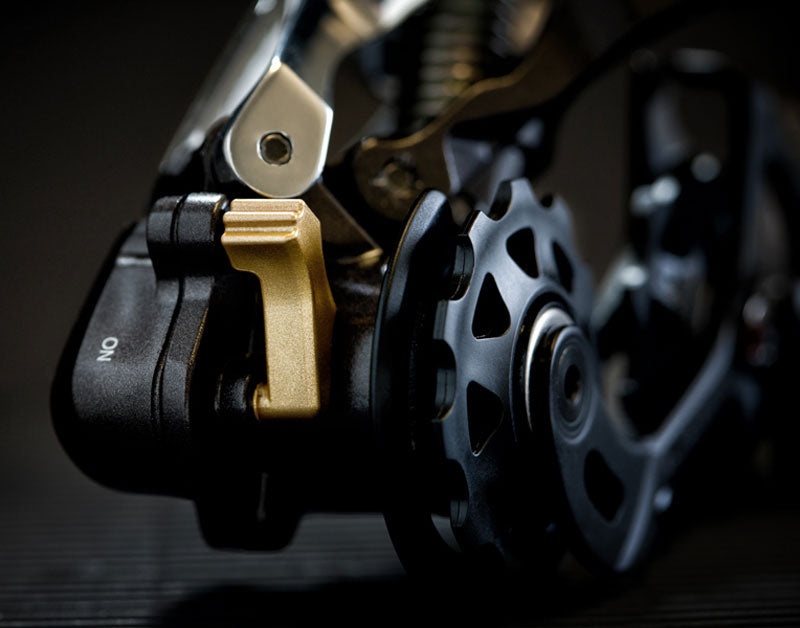 Shimano Saint RD-M820 Kısa Bacak Arka Aktarıcı Shadow+ 10 Vites IRDM820SS1