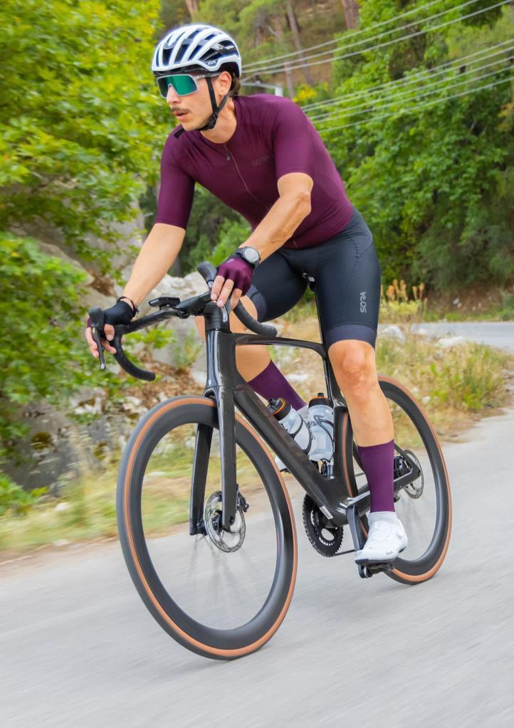 Sora Black Ultimate Strappy Cycling Tights