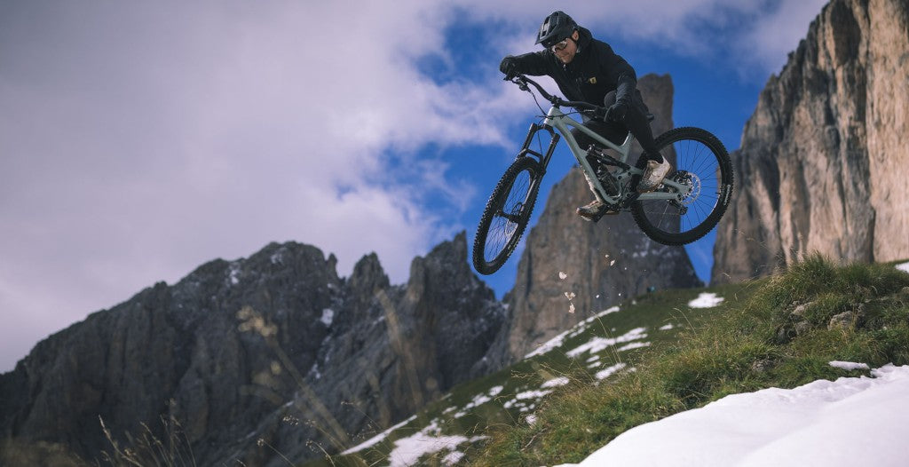 YT Capra 29 CORE 2 AL Enduro Mountain Bike 2026
