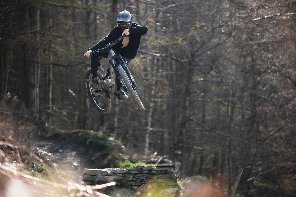 YT Capra 29 CORE 2 AL Enduro Mountain Bike 2026