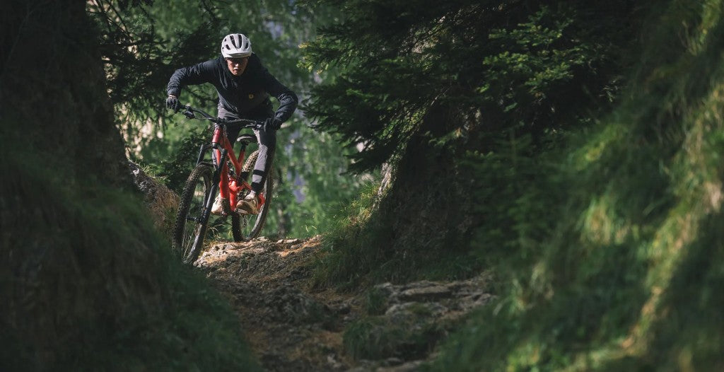 YT Capra 29 CORE 2 CF Karbon Enduro Dağ Bisikleti 2026