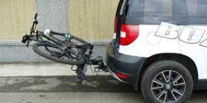 Крепление для велосипеда Buzz Rack Eazzy 2 с фаркопом в задней части автомобиля