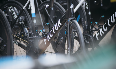 Elite Cannibal Xc Bisiklet Matara Kafesi Parlak Siyah Turuncu