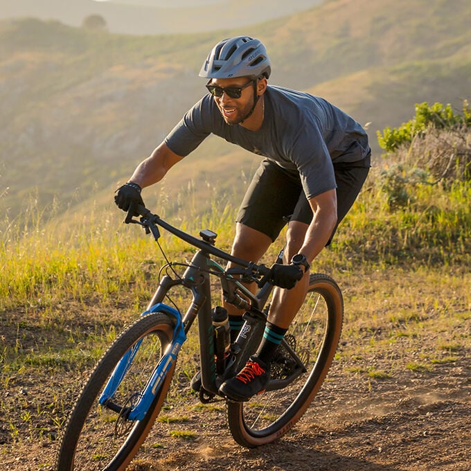 Giro Fixture Bicycle Helmet Matte Trail Green 54-61 Cm 7140779