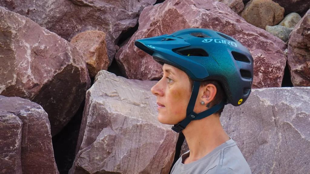 Велосипедный шлем Giro Verce Mips матовый темно-синий 50-57 см 7113719