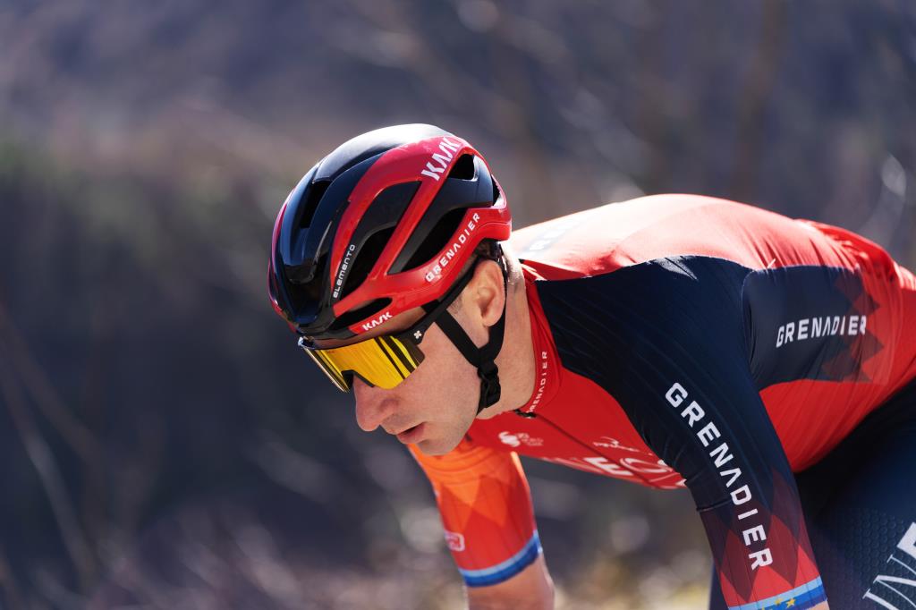 Kask Elemento Yol Bisiklet Kaskı Beyaz Medium