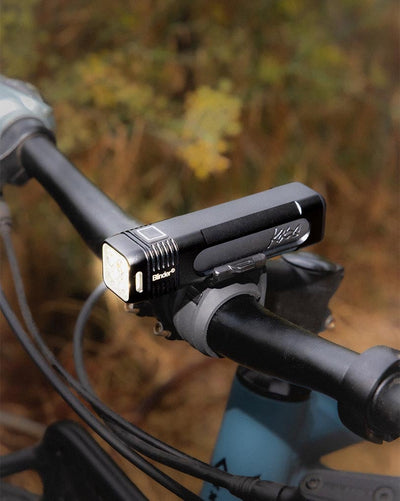 Knog Blinder 700 Usb Şarjlı Ön Far Aydınlatma 13464 FAR-242