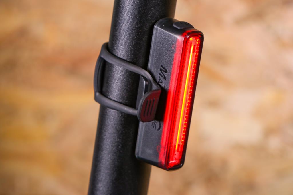 MagicShine SeeMee 30 Usb Şarjlı Bisiklet Arka Stop Lambası STP-216