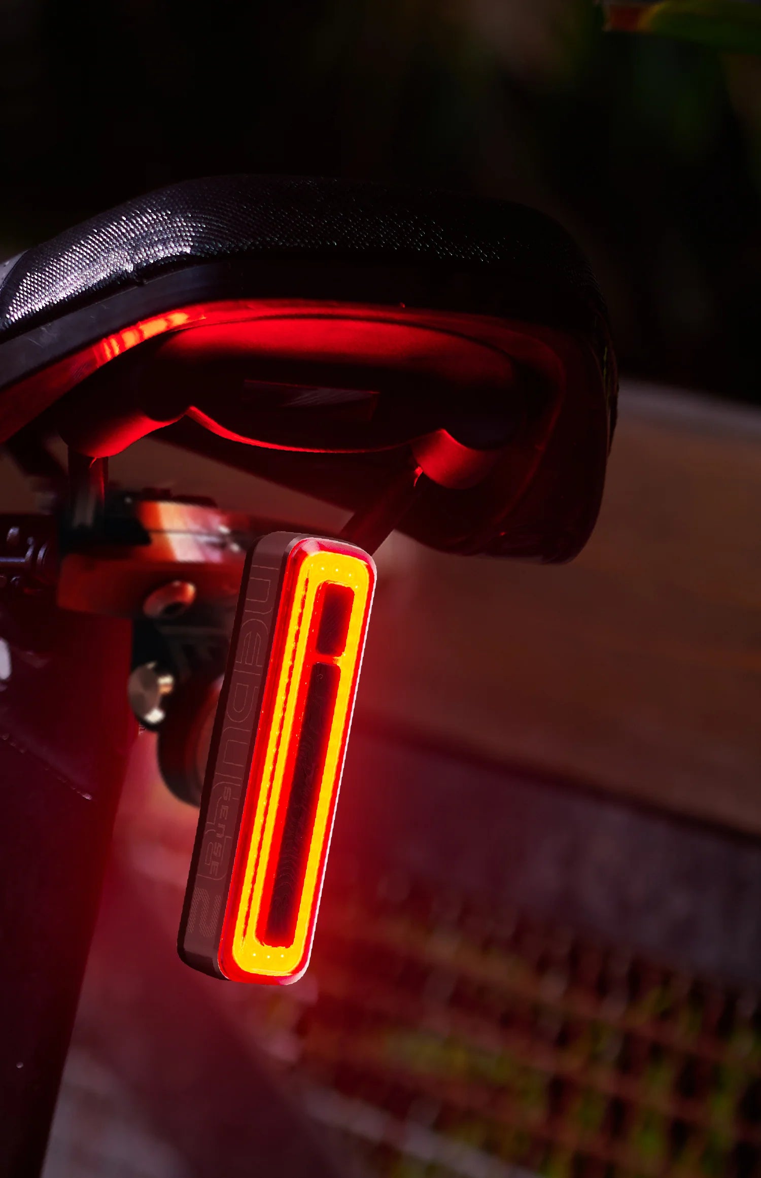 Moon Nebula 2 Sense 350 Lümen Arka Stop Aydınlatma Usb Şarjlı