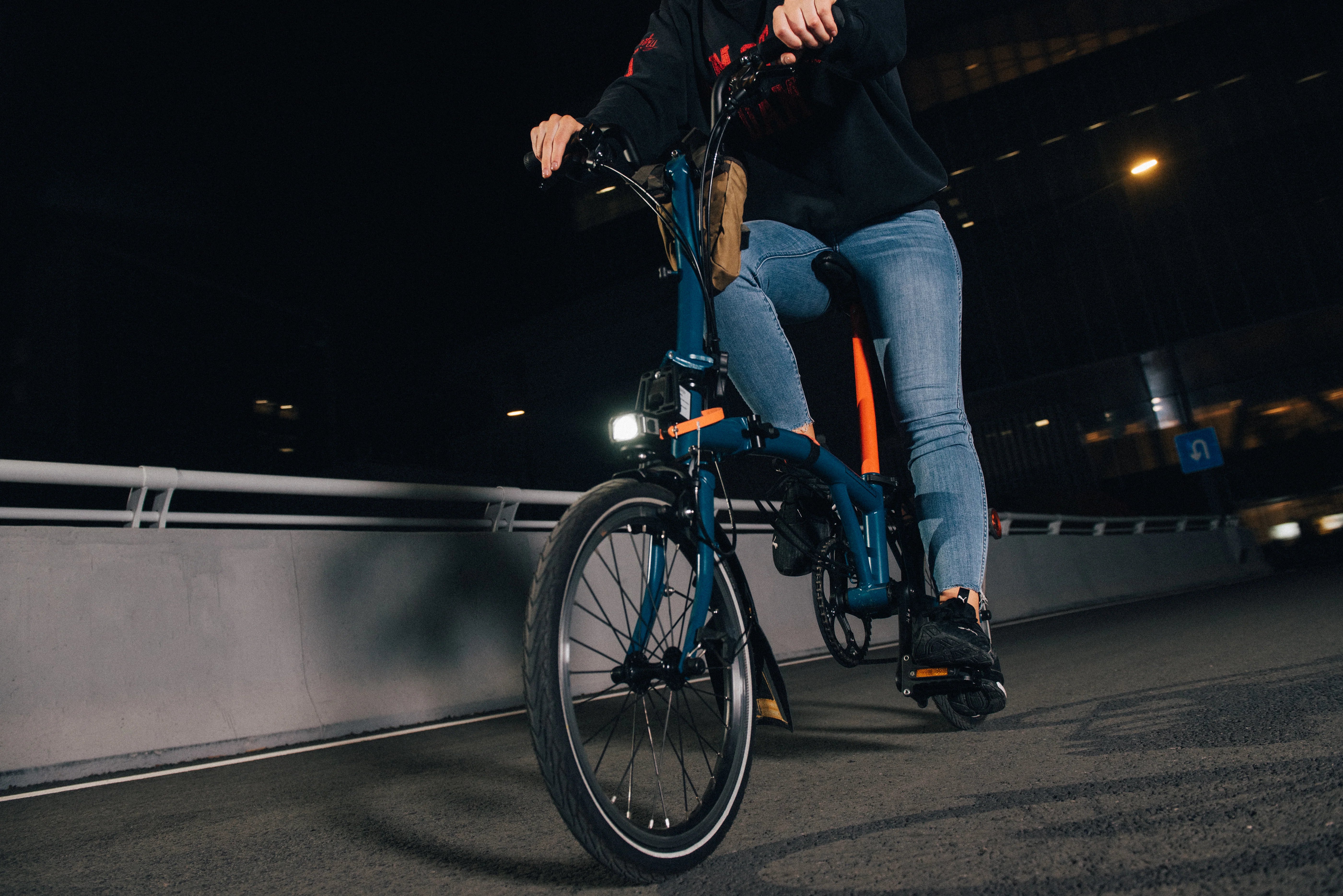 Moon Titan Mini 700 Lümen Usb Şarjlı Ön Aydınlatma