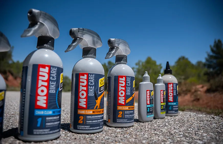 Motul Frame Clean Tour De France Onaylı Kadro Temizlik Sıvısı 500ML 111383