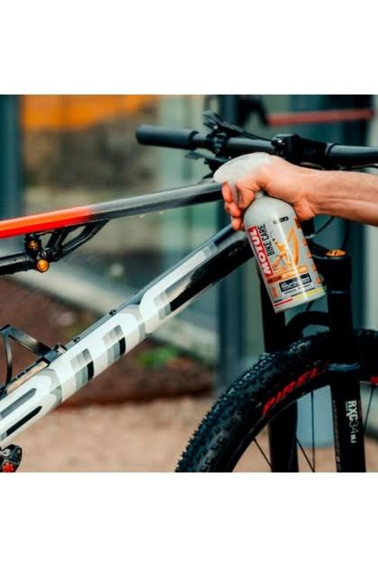 Motul Frame Clean Tour De France Onaylı Kadro Temizlik Sıvısı 500ML 111383