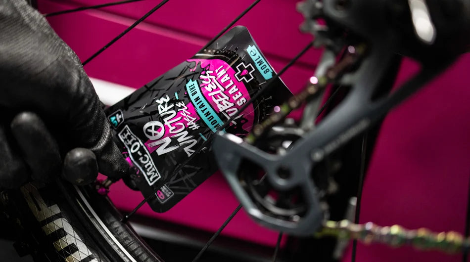 Muc-Off Ultimate Tubeless Kurulum Kiti DH / Trail / Enduro
