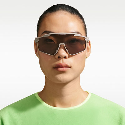Nike ACG Vista Vert E Sonnenbrille IQ9349-009 Terrain Tint Matt College Grau