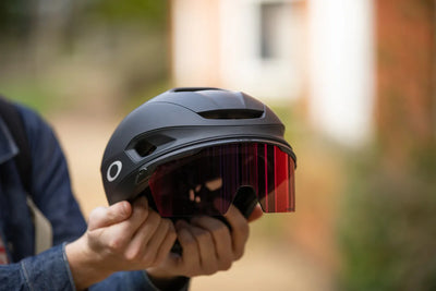 Oakley ARO7 Road Mips BOA Ionic+ Gözlüklü Yol Bisikleti Kaskı Matte Black Prizm Road FOS901512 9XI Large 58-61cm