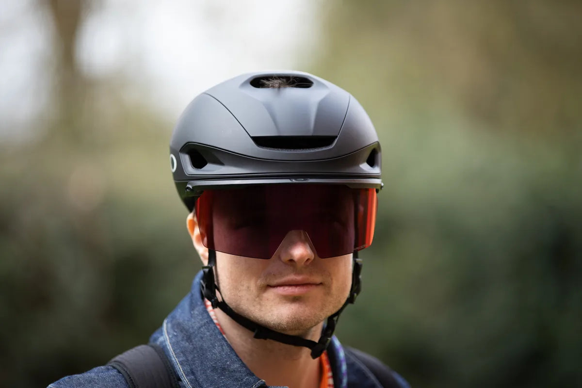 Oakley ARO7 Road Mips Boa Ionic+ Gözlüklü Yol Bisikleti Kaskı Matte Black Prizm Road FOS901512 9XI Small 52-56cm