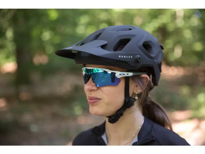 Oakley DRT5 Maven Mips Boa Ionic+ Bisiklet Kaskı FOS901303 12Q Satin White Medium 55-59cm