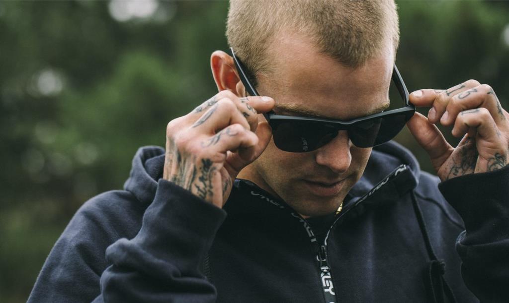 Oakley FrogSkins Lite Güneş Gözlüğü Matte Black Prizm Sapphire 937402