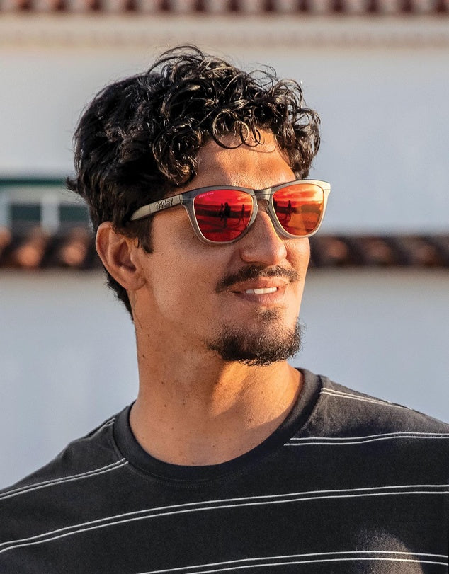 Солнцезащитные очки Oakley Frogskins Range 928406 Транс-сиреневые Celeste Prizm Jade