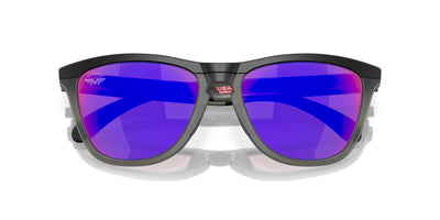 Oakley FrogSkins Range Maverick Vinales Özel Seri Güneş Gözlüğü 928413 Matte Black Matte Grey Smoke Prizm Road