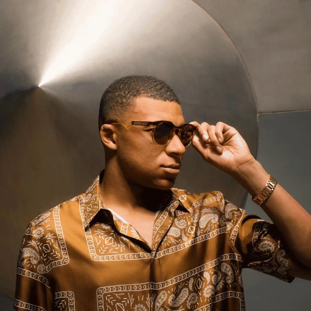 Oakley HSTN Kylian Mbappé İmzalı Güneş Gözlüğü Dark Amber/Light Curry Prizm Tungsten