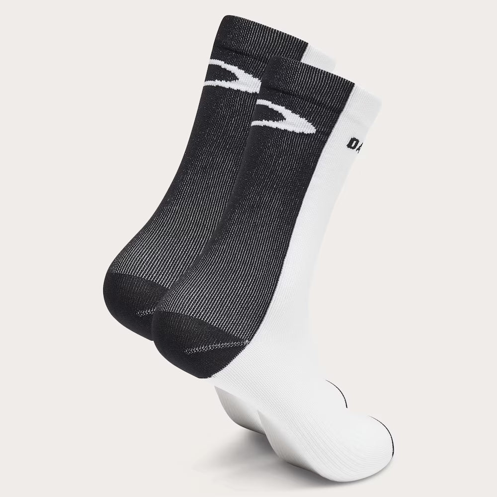 Oakley Icon Road Short Socks Kısa Bisiklet Çorabı FOS901235 104 White Black