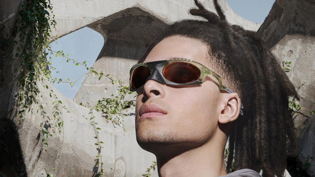 Oakley Plantaris Güneş Gözlüğü 943702 Matte Sand Prizm Brown Gradient