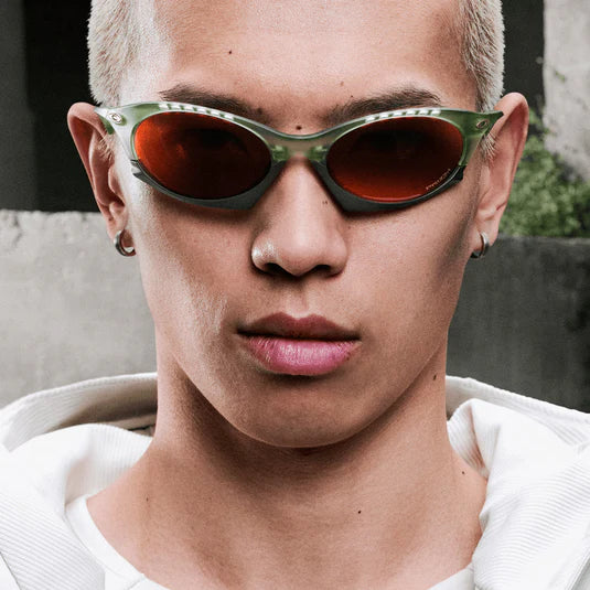 Oakley Plantaris Güneş Gözlüğü 943702 Matte Sand Prizm Brown Gradient