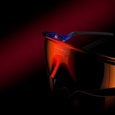 Солнцезащитные очки Oakley QNTM Kato 9481D Crystal Blue Prizm Ruby 948105